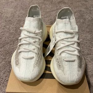 Yeezy boost 380 size 4